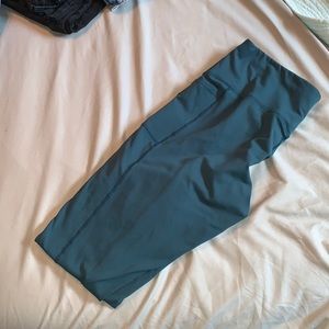 Skechers teal leggings with pockets